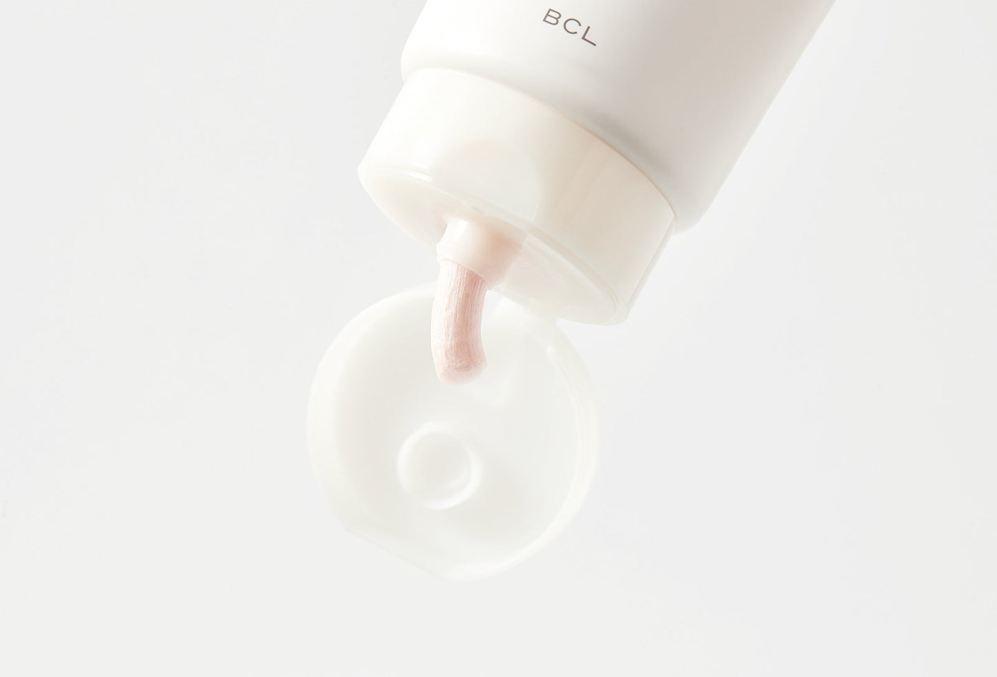 Momopuri Cleansing Wash 150g